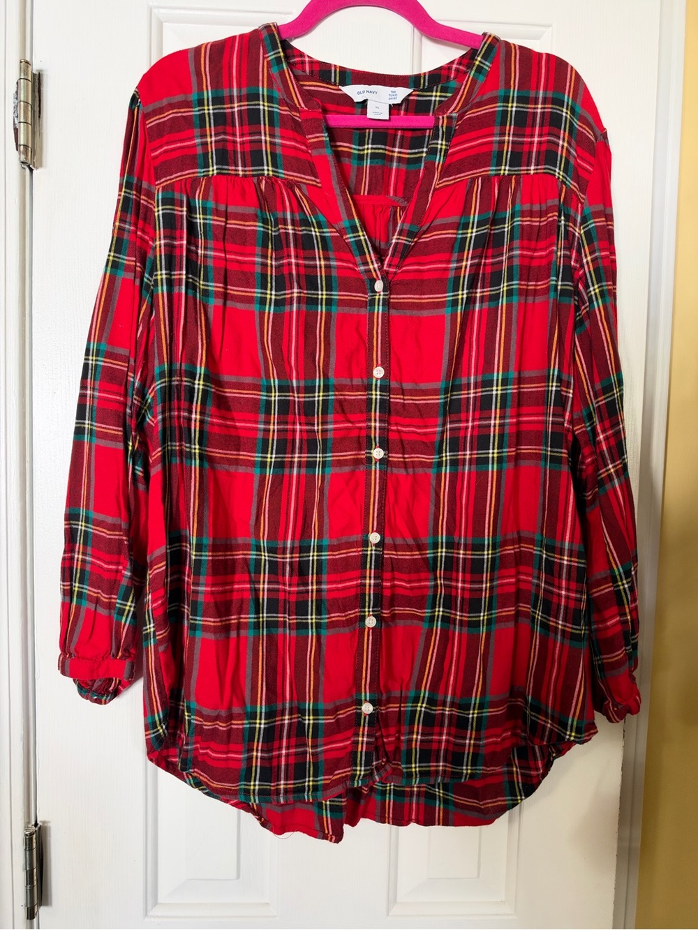 Old Navy Red Plaid Button-Up Women's Blouse